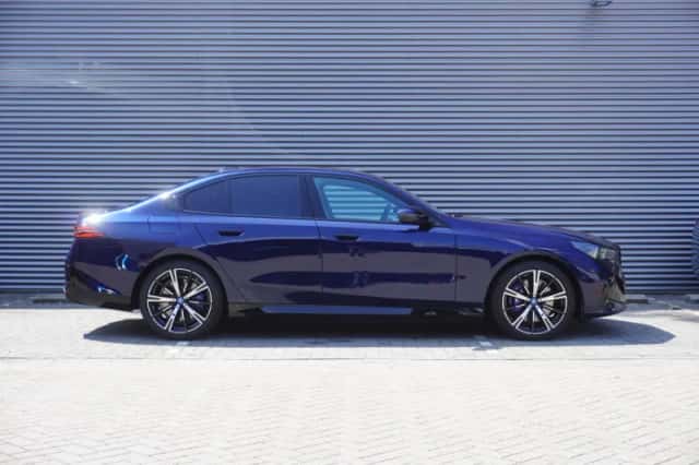 BMW 5-Serie (2024) thumbnail 4