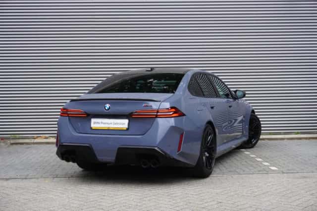 BMW 5-Serie (2025) thumbnail 2