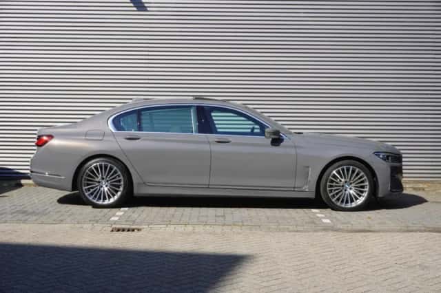 BMW 7-Serie (2020) thumbnail 4