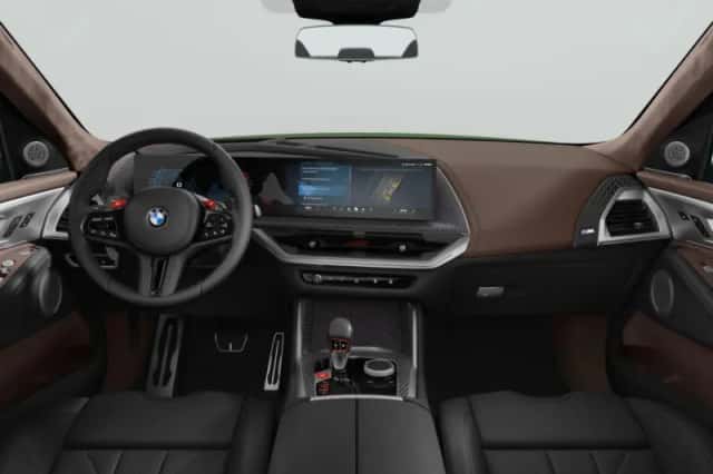 BMW XM (2026) thumbnail 3