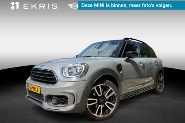 MINI Countryman (2019) thumbnail 1