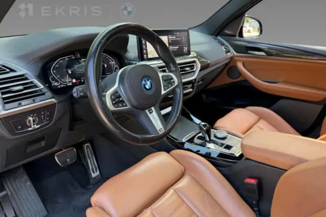 BMW X3 (2024) thumbnail 3