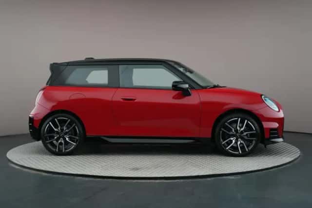 MINI Mini Electric (2025) thumbnail 3