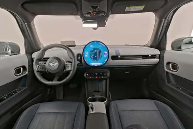 MINI Cooper (2025) thumbnail 5