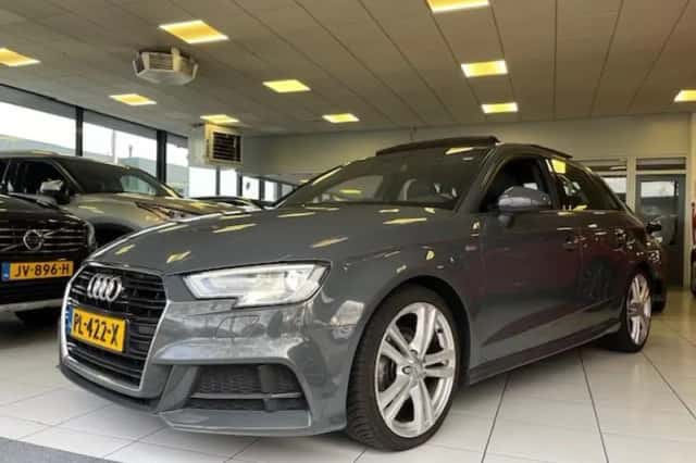 Audi A3 (2017) thumbnail 1