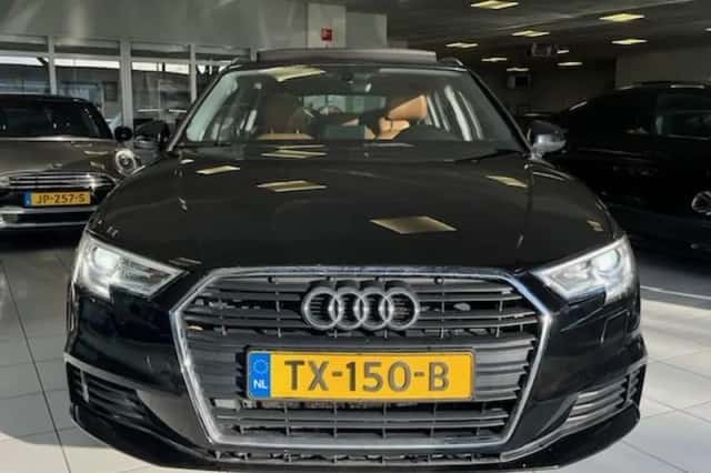 Audi A3 (2018) thumbnail 4