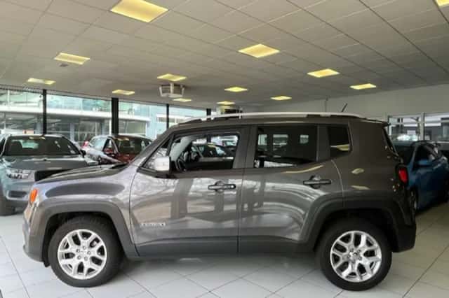 Jeep Renegade (2016) thumbnail 5