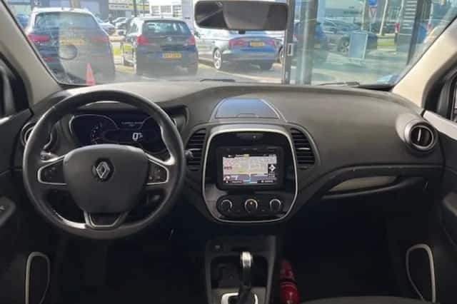 Renault Captur (2018) thumbnail 4