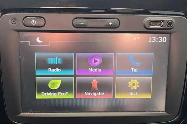 Renault Captur (2018) thumbnail 5