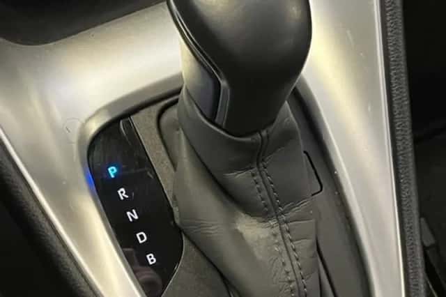 Toyota Yaris (2023) thumbnail 6