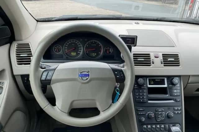 Volvo XC90 (2006) thumbnail 2