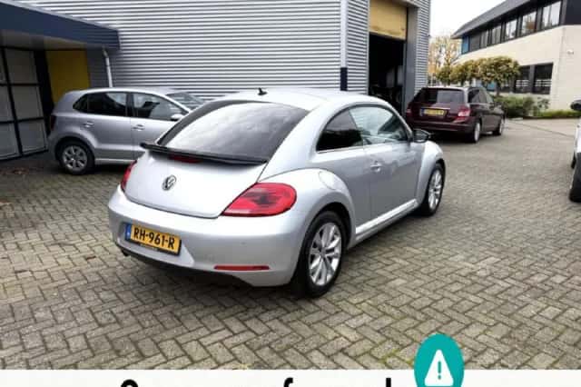 Volkswagen Beetle (2013) thumbnail 5