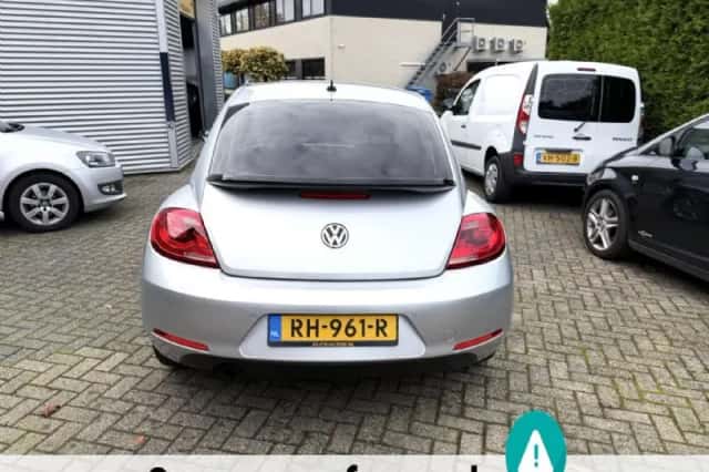 Volkswagen Beetle (2013) thumbnail 6