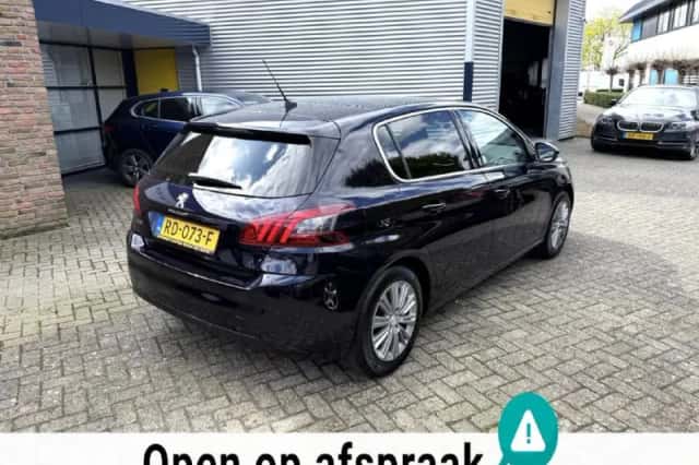 Peugeot 308 (2017) thumbnail 5
