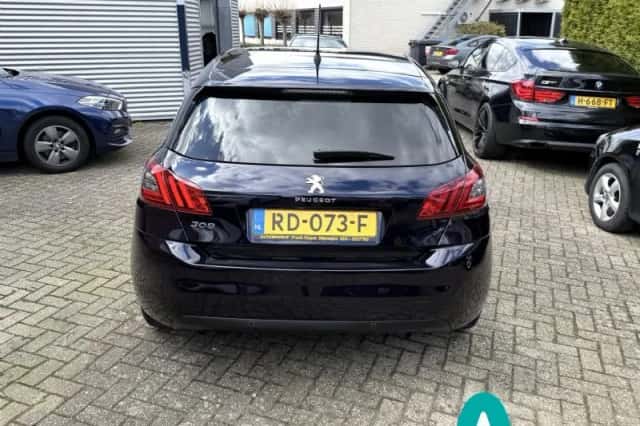 Peugeot 308 (2017) thumbnail 6