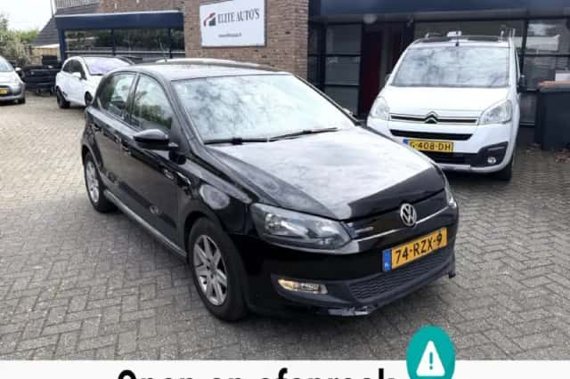 Volkswagen Polo (2011) thumbnail 2