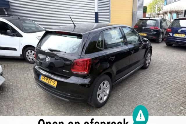 Volkswagen Polo (2011) thumbnail 3