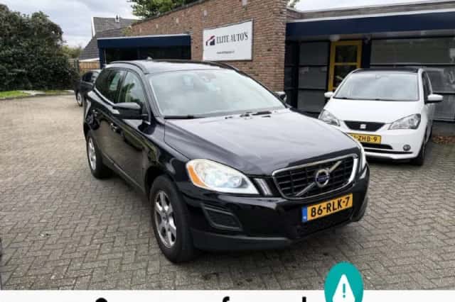 Volvo XC60 (2011) thumbnail 2