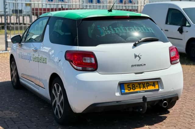 Citroën DS3 (2012) thumbnail 3