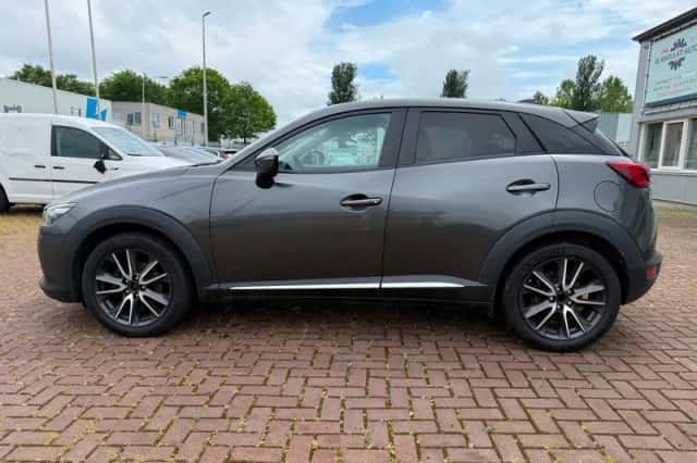 Mazda CX-3 (2017) thumbnail 3