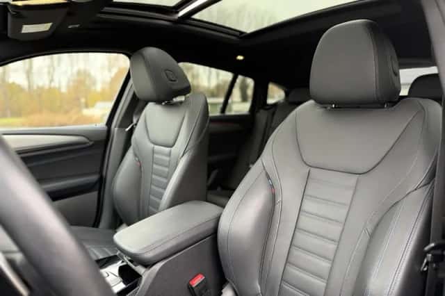 BMW X4 (2021) thumbnail 5