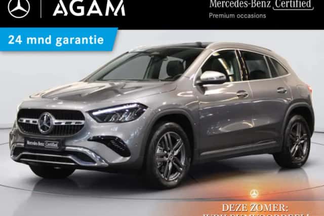 Mercedes-Benz GLA (2024) thumbnail 1