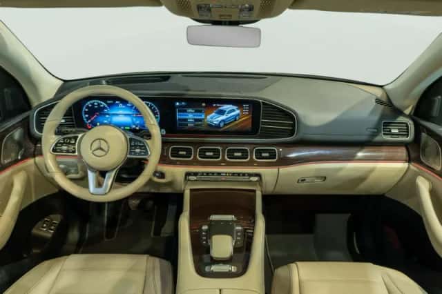 Mercedes-Benz GLE (2023) thumbnail 3