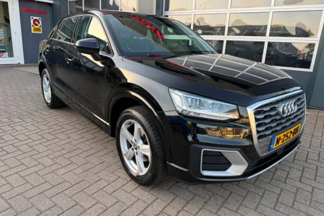 Audi Q2 (2020) thumbnail 4