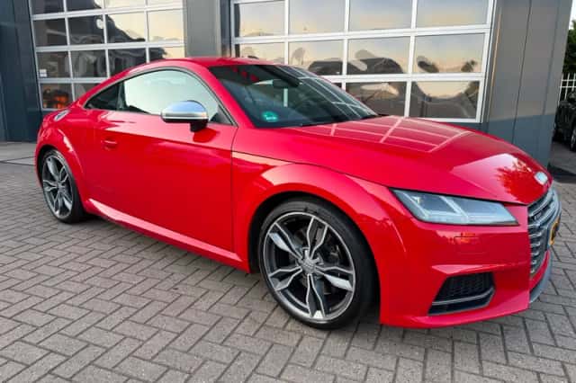 Audi TT (2015) thumbnail 3