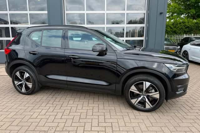 Volvo XC40 (2020) thumbnail 5