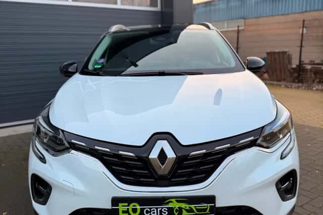 Renault Captur (2021) thumbnail 2