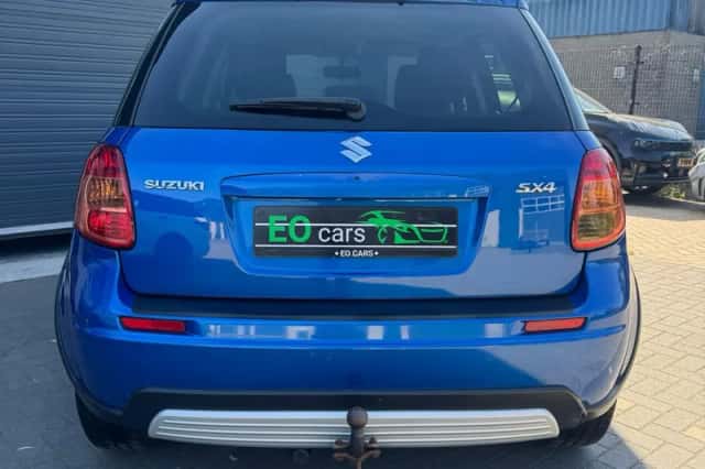 Suzuki SX4 (2007) thumbnail 4