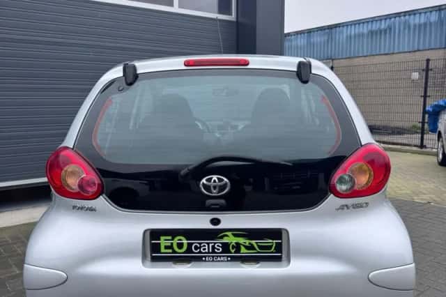 Toyota Aygo (2007) thumbnail 4