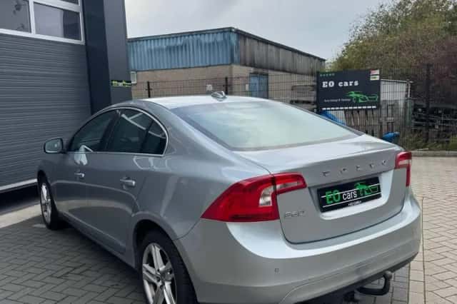 Volvo S60 (2013) thumbnail 5