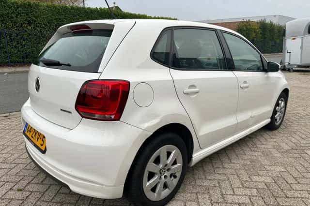 Volkswagen Polo (2012) thumbnail 4