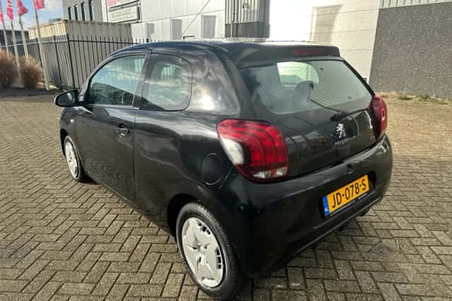 Peugeot 108 (2016) thumbnail 2