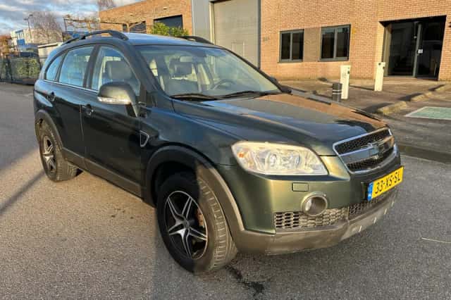 Chevrolet Captiva (2007) thumbnail 4