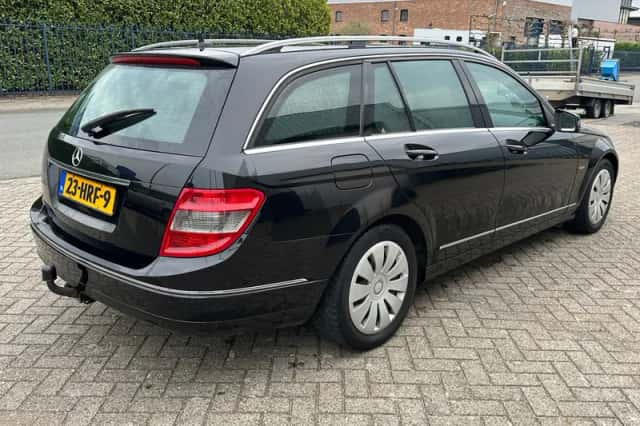 Mercedes-Benz C-Klasse (2009) thumbnail 3