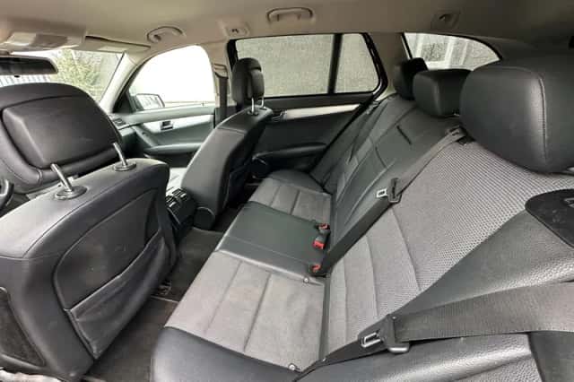 Mercedes-Benz C-Klasse (2009) thumbnail 6
