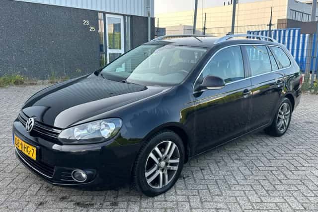 Volkswagen Golf (2010) thumbnail 1