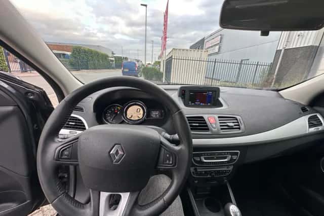 Renault Mégane (2010) thumbnail 6