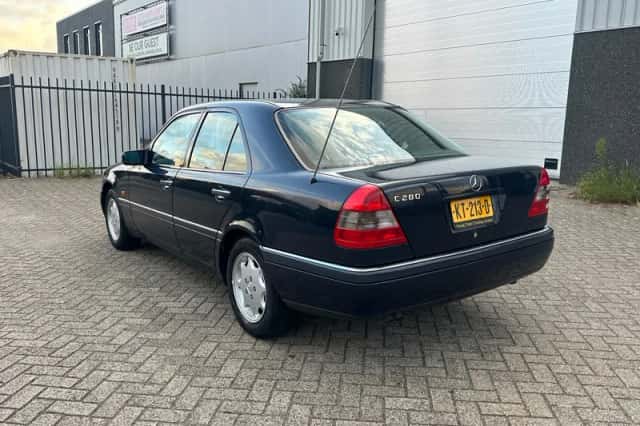Mercedes-Benz C-Klasse (1996) thumbnail 2