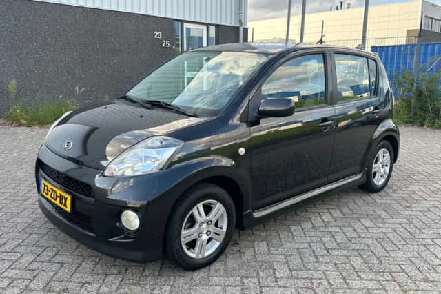 Daihatsu Sirion 2 (2008) thumbnail 1