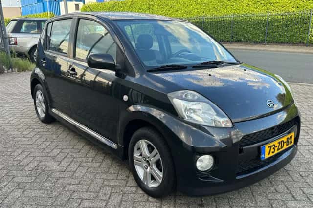 Daihatsu Sirion 2 (2008) thumbnail 4