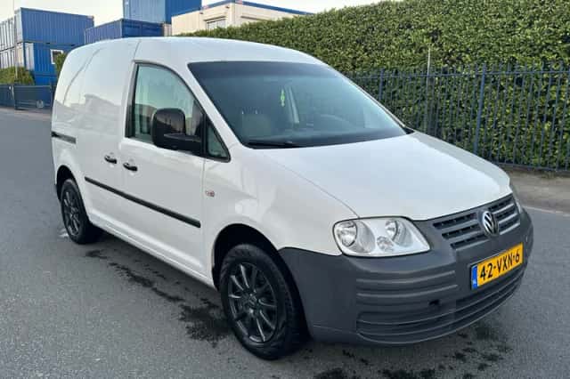 Volkswagen Caddy (2008) thumbnail 4