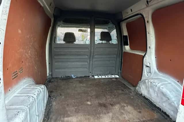 Volkswagen Caddy (2008) thumbnail 6