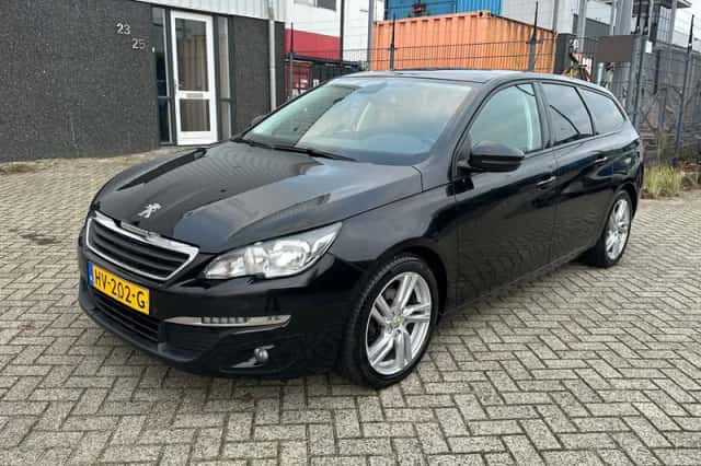 Peugeot 308 (2015) thumbnail 1