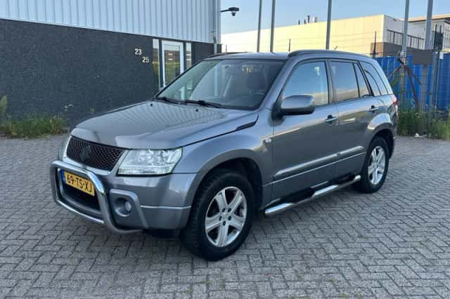 Suzuki Grand Vitara (2007) thumbnail 1