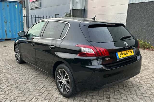 Peugeot 308 (2016) thumbnail 2