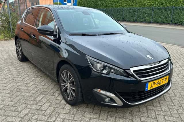 Peugeot 308 (2016) thumbnail 4
